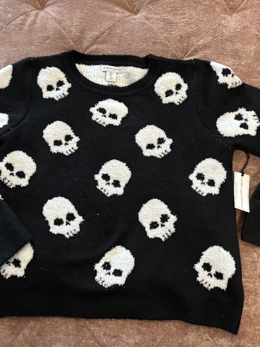 Cupcakes and cashmere black skull soft sweater large